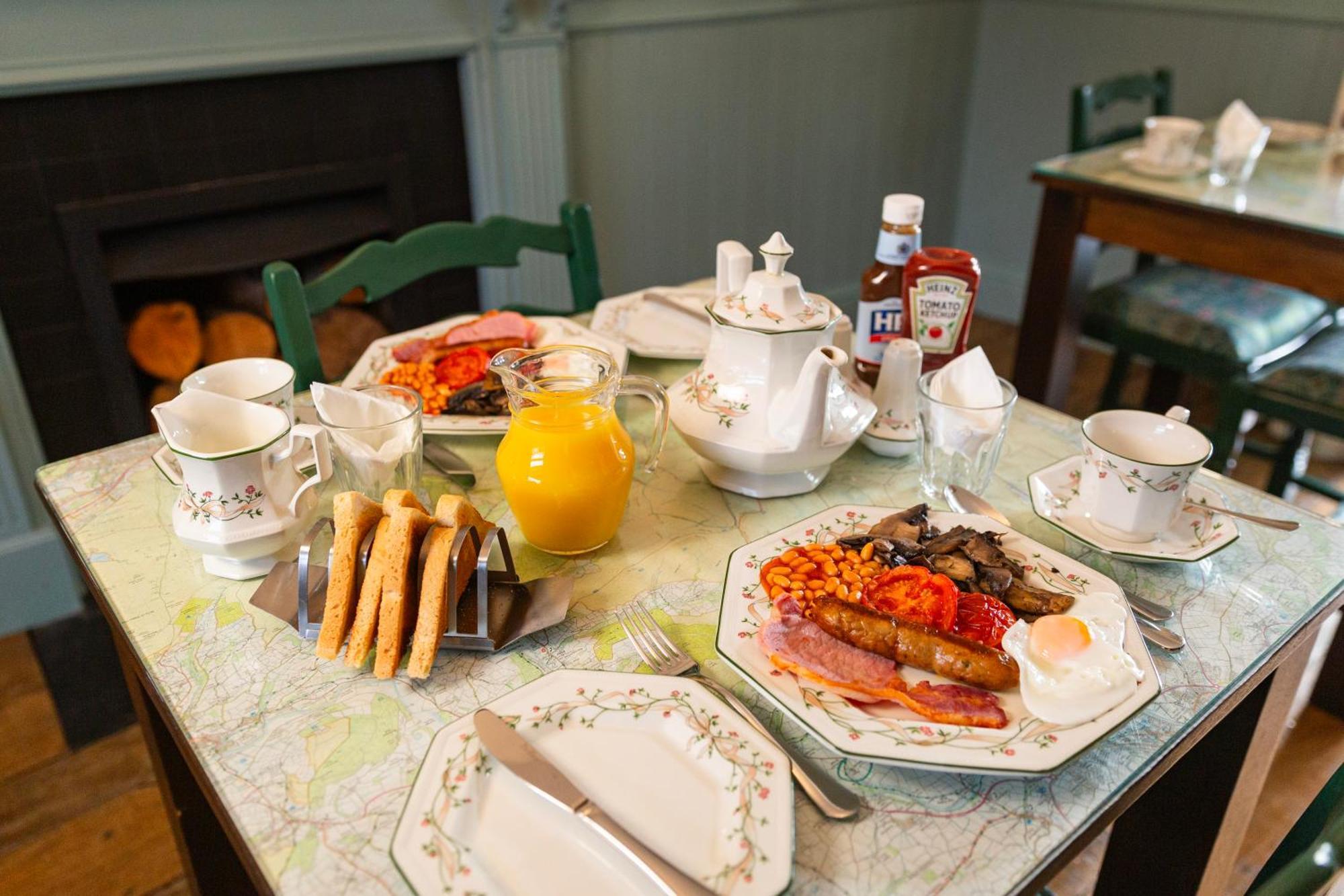 Ty Newydd B&B Brecon Eksteriør billede