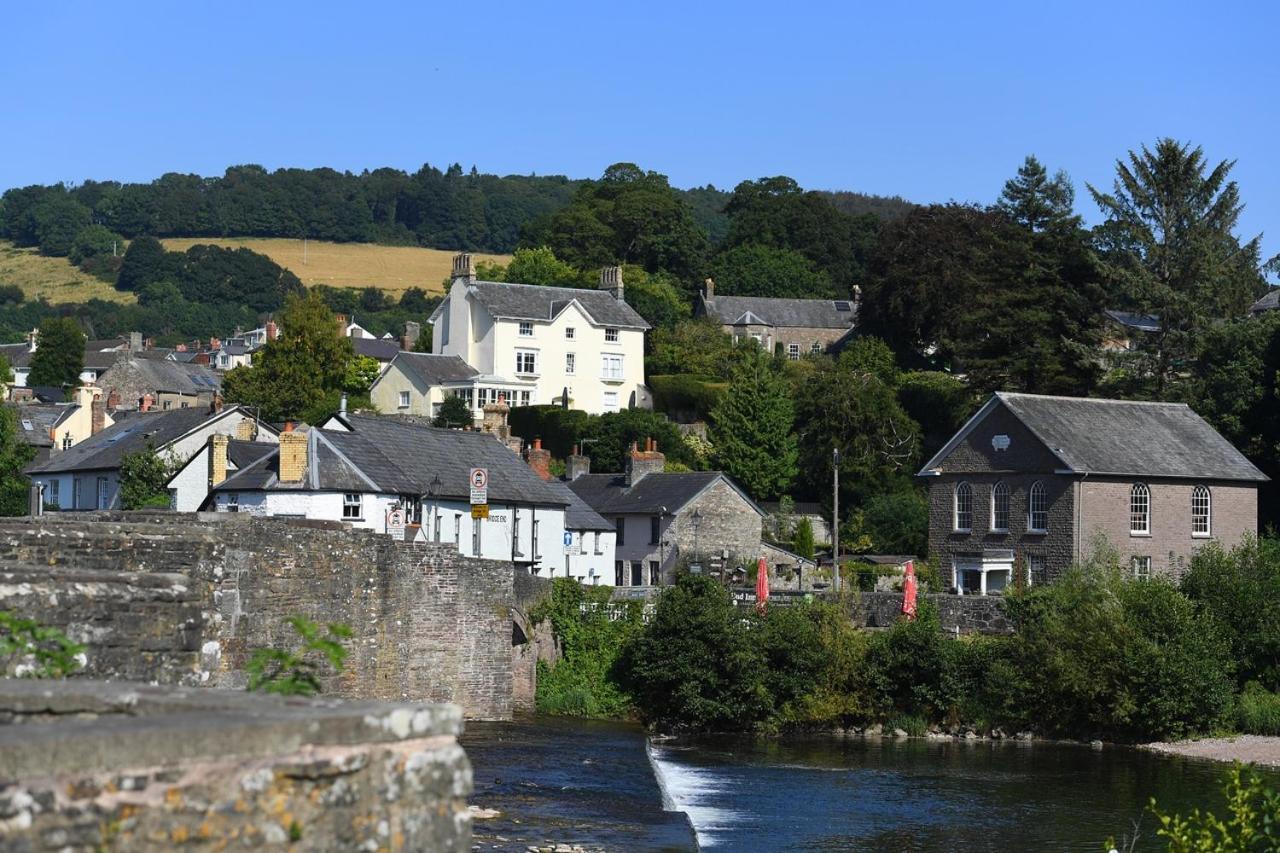Ty Newydd B&B Brecon Eksteriør billede